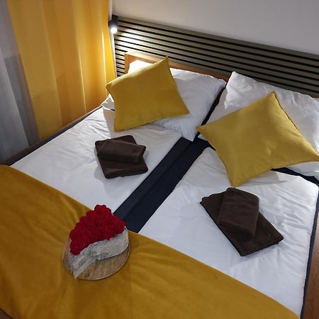Bird House Hotel Presov Exterior photo
