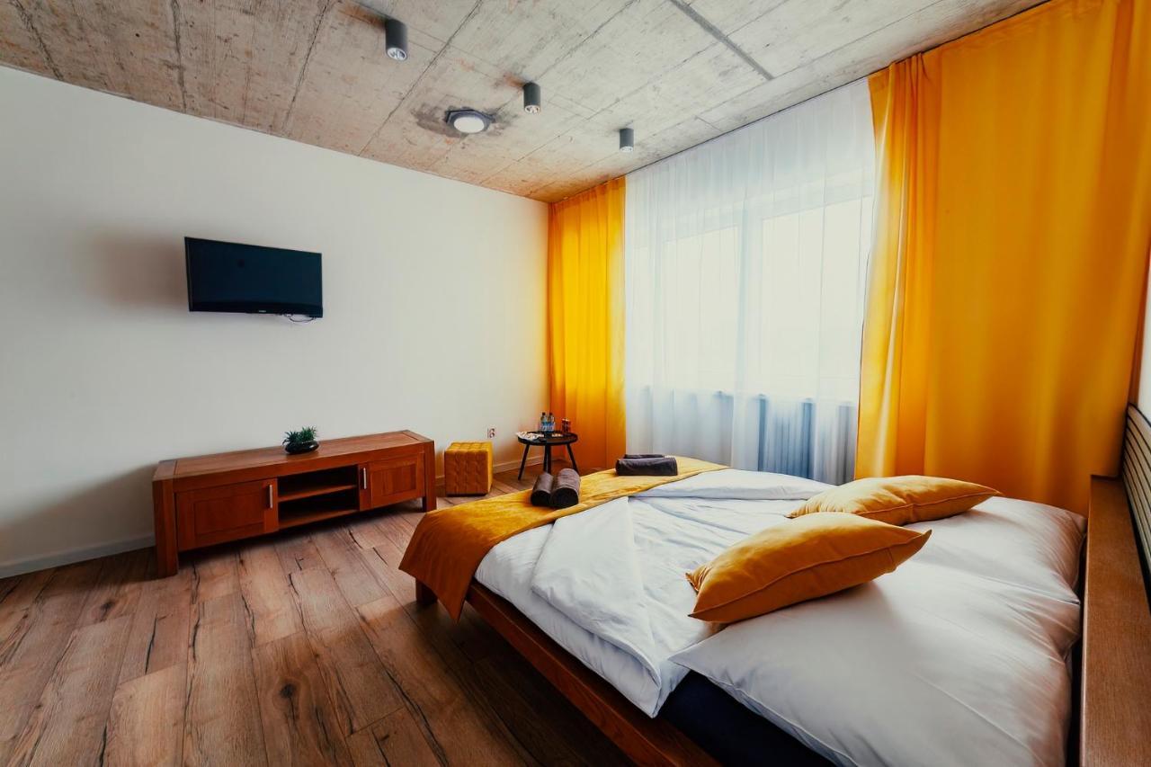 Bird House Hotel Presov Exterior photo