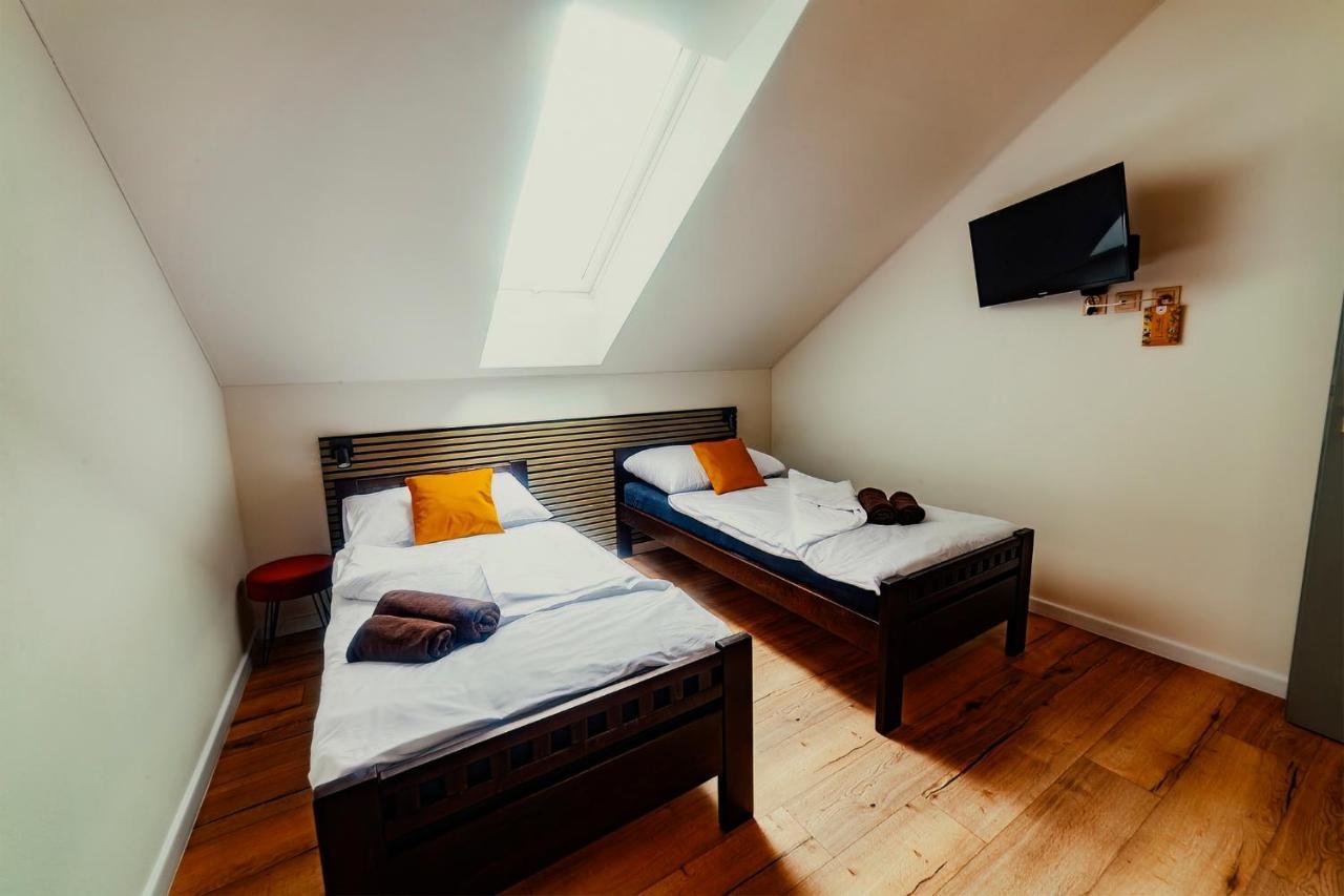 Bird House Hotel Presov Exterior photo