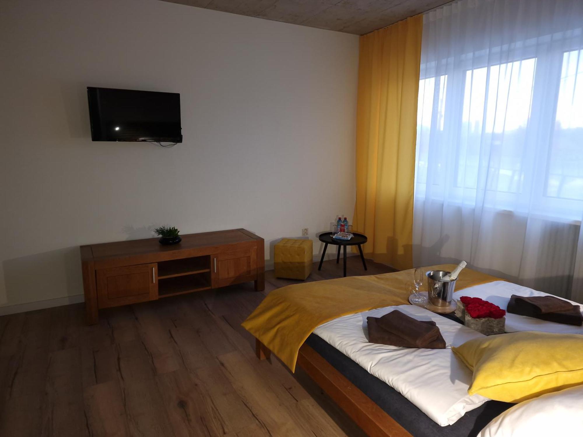 Bird House Hotel Presov Exterior photo