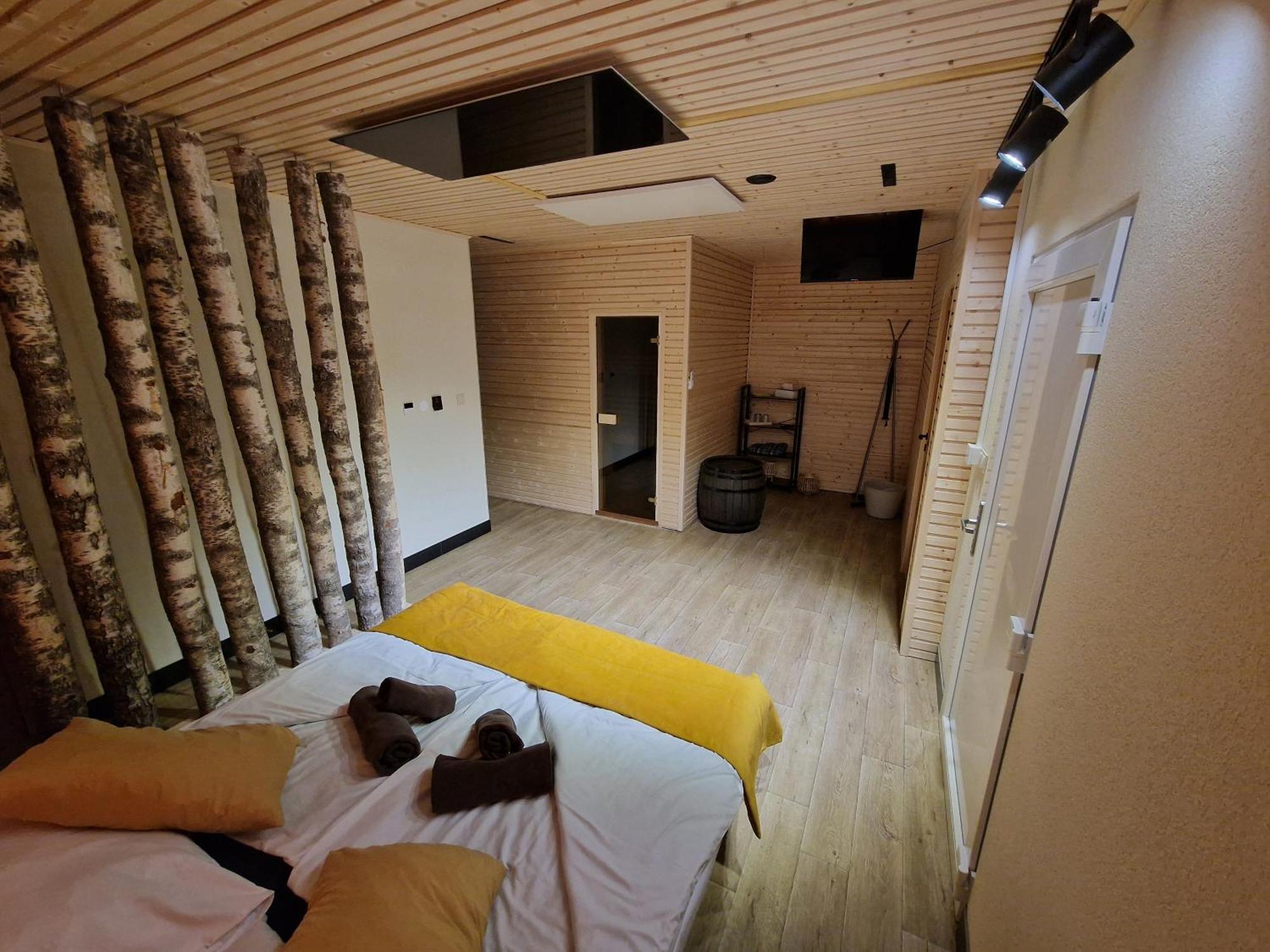 Bird House Hotel Presov Exterior photo